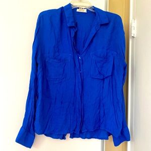 Bella Dahl blue blouse EUC